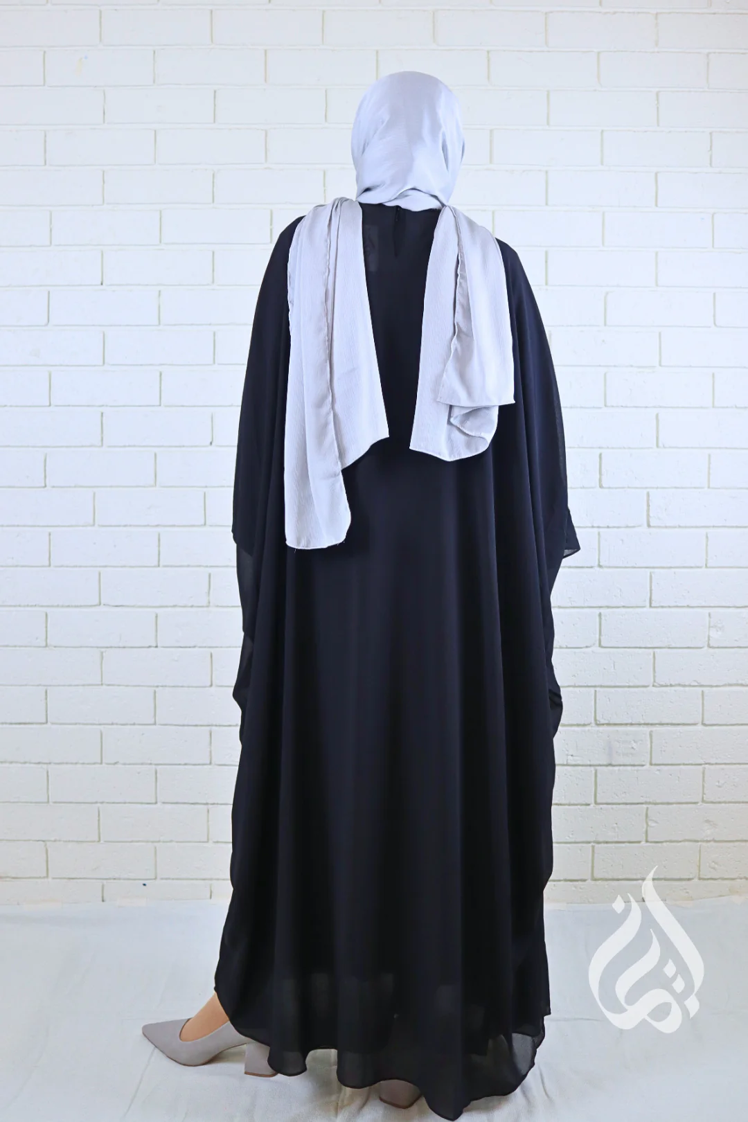 Bella Kaftan - Black - Image 8