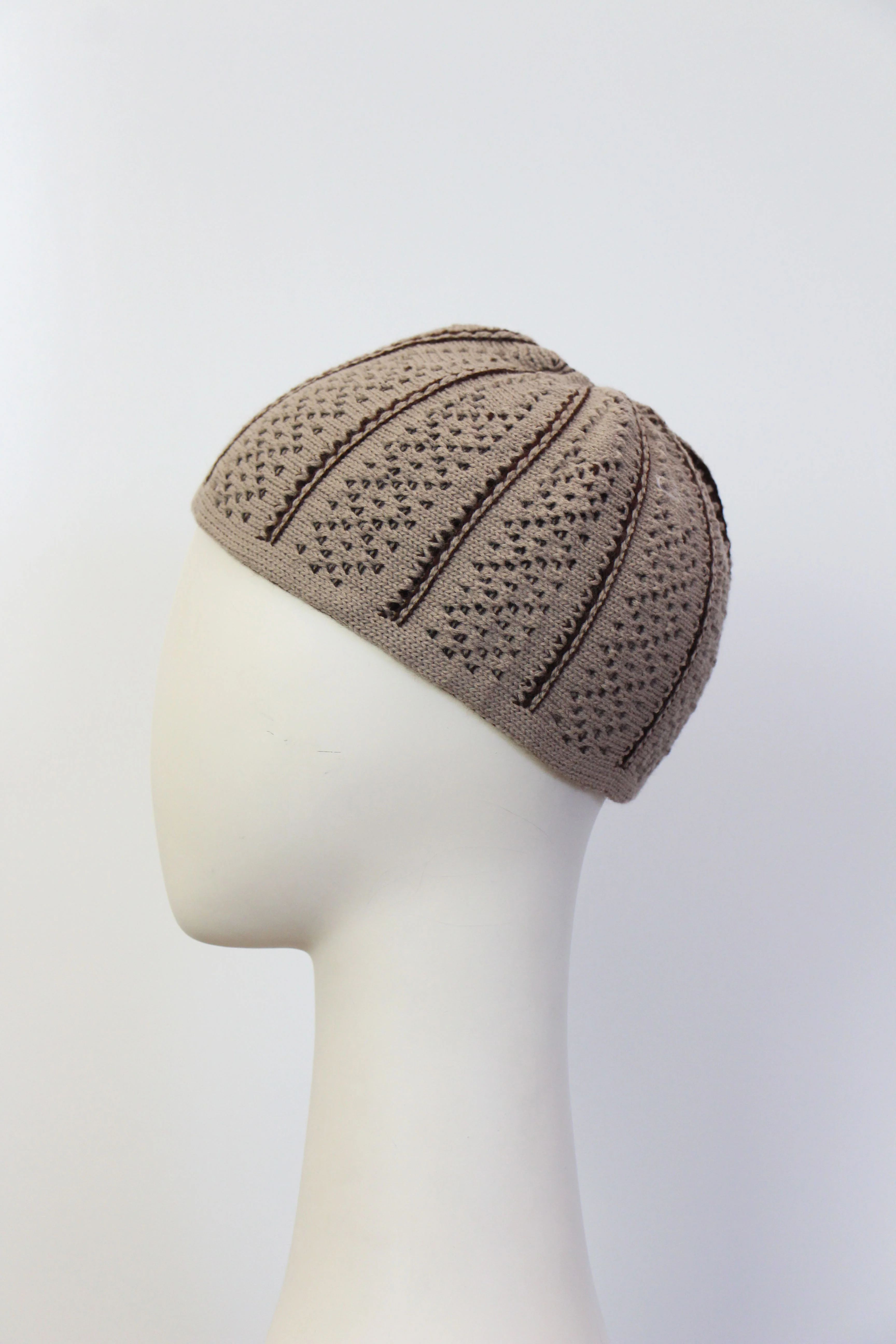 Thick Woolen Cap - Image 9