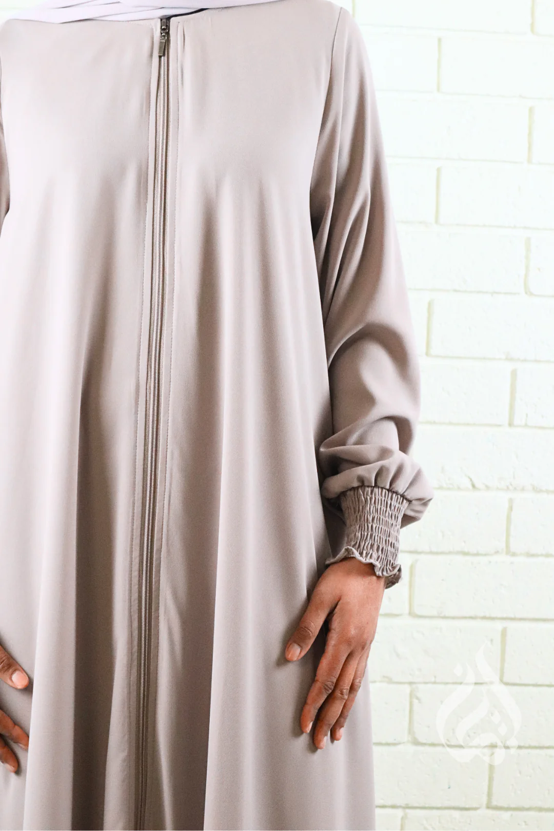 Front Zipped Abaya - Light Mocha - Image 5