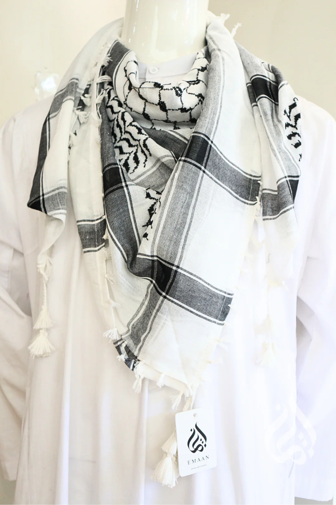 Kufiyeh Scarf (Traditional Colours) - Image 13