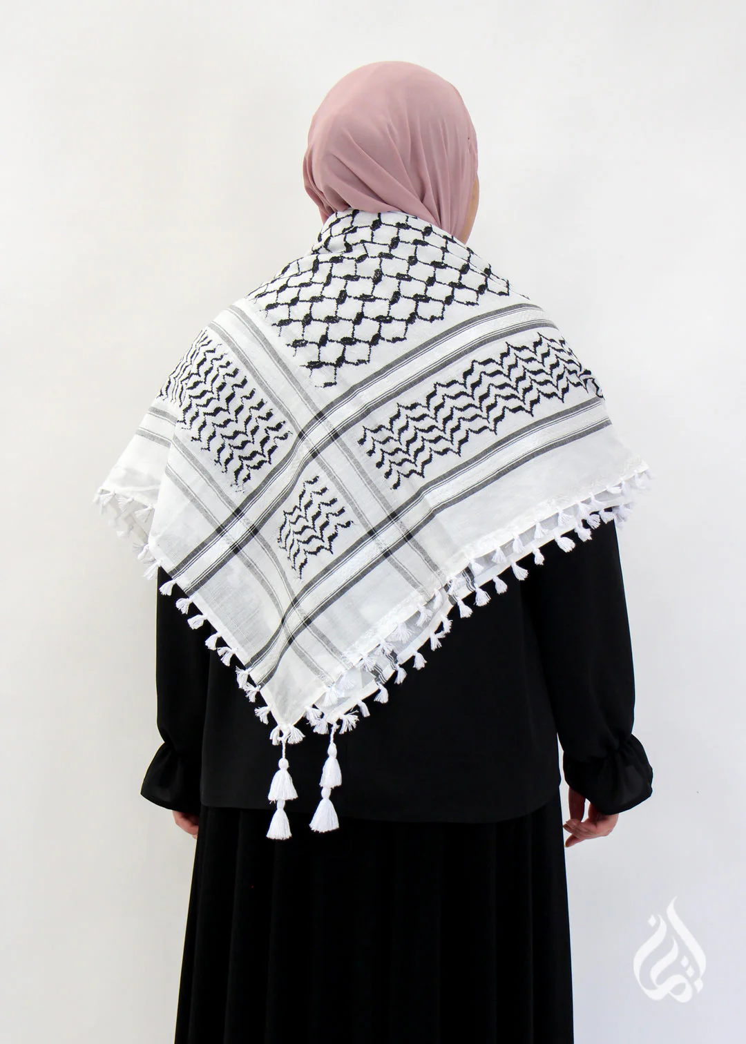 Kufiyeh Scarf (Traditional Colours) - Image 3