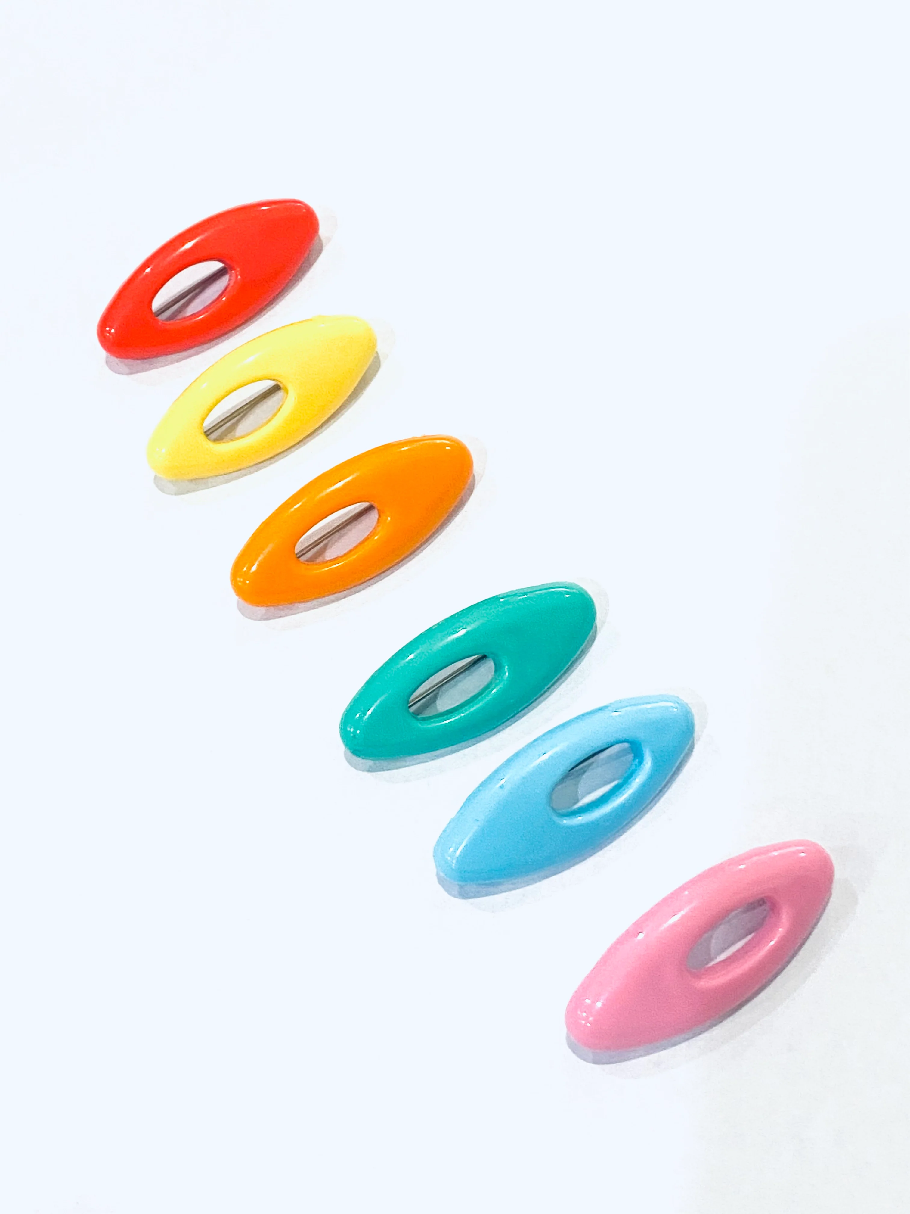 Pack of Scarf Oval Pin - Multi colour - Image 5